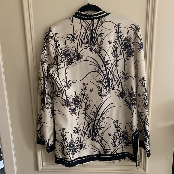 Beautiful Silk Tory Burch Tunic (10) - Picture 2 of 4